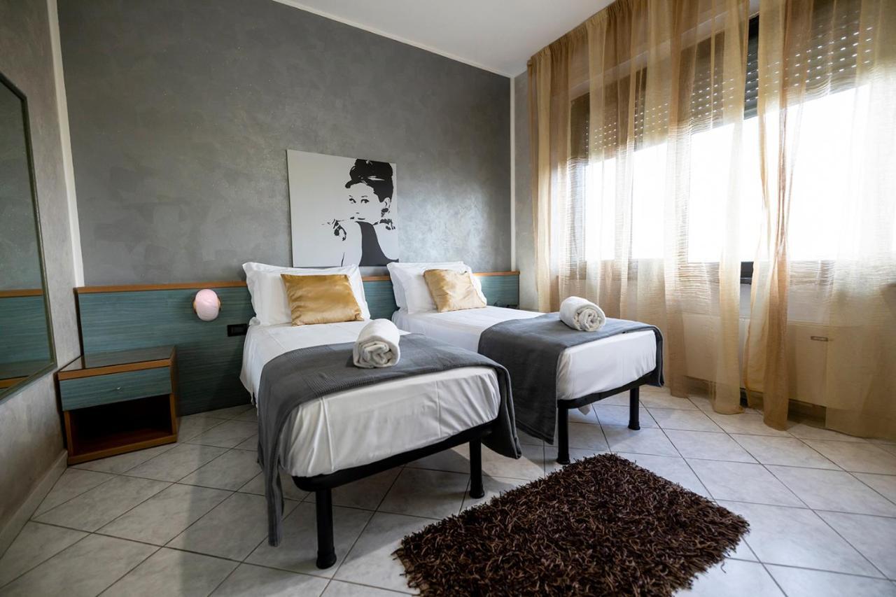 Piccolo Hotel Allamano Грульяско Экстерьер фото