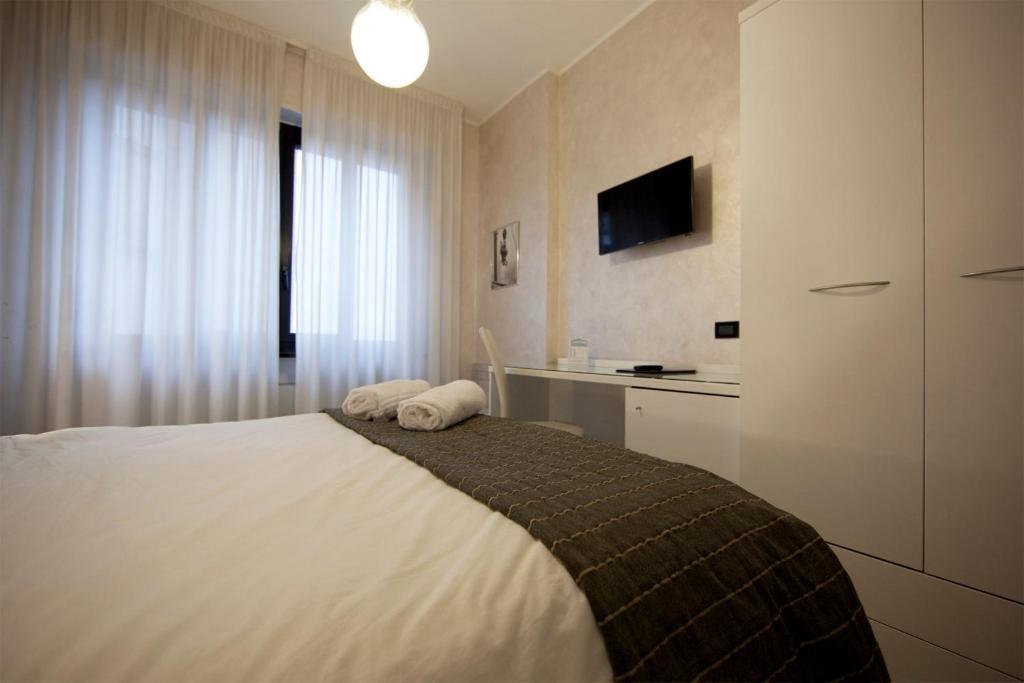 Piccolo Hotel Allamano Грульяско Экстерьер фото