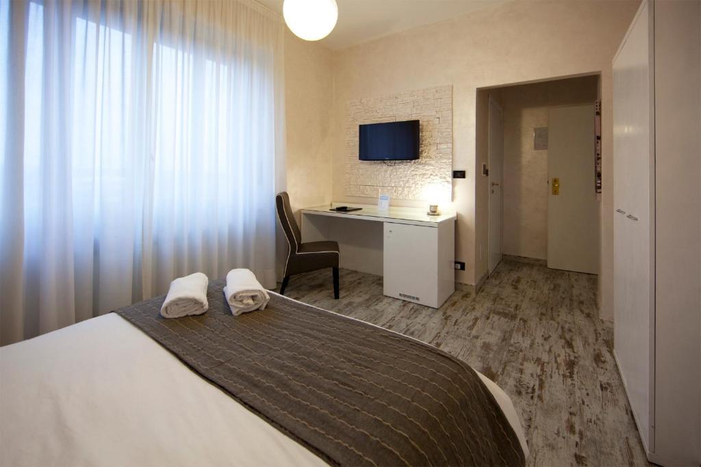 Piccolo Hotel Allamano Грульяско Экстерьер фото