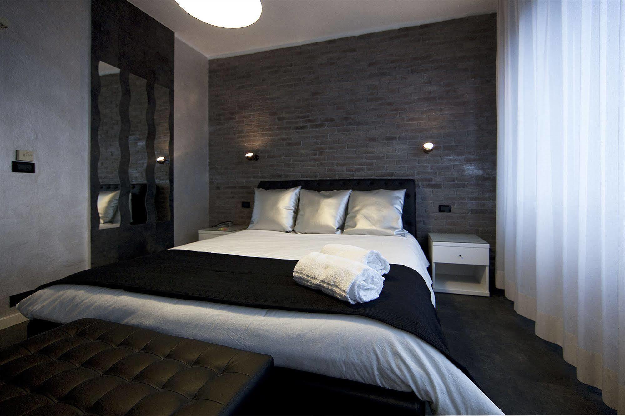 Piccolo Hotel Allamano Грульяско Экстерьер фото
